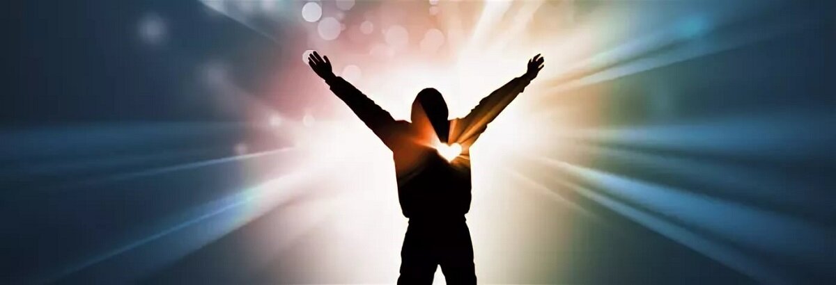 Что есть человек? Еще три с половиной тысячи лет назад псалмопевец Давид задавался этим вопросом, созерцая величие Божьего творения.-4