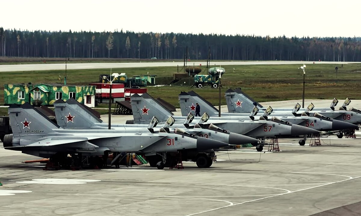 МиГ-31 фото war-book.ru