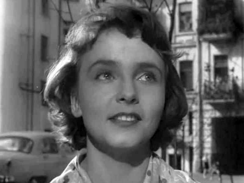 Кадр из фильма "Катя-Катюша". Людмила Крылова в роли Кати