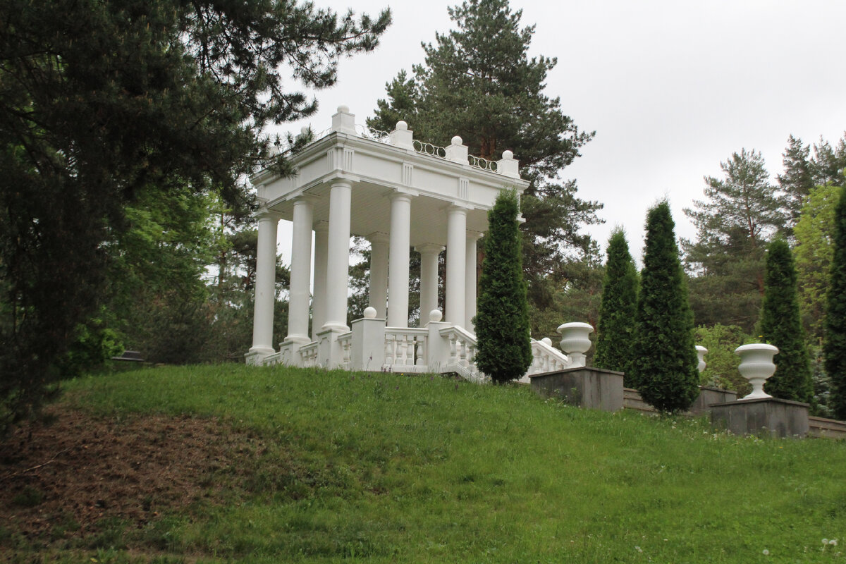 Храм воздуха в Курортном парке