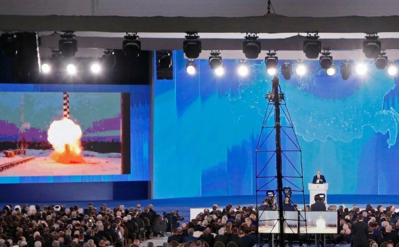 Почти 50 минут В.В. Путин рассказывал о новых системах вооружения России в послании Президента РФ Федеральному Собранию.