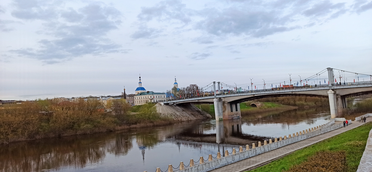 В этом году, как раз были в Смоленске. А мама побывает там впервые, хоть и не по своей воле. 