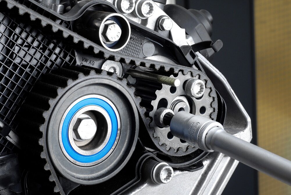 Натяжка ремня. Источник фото Яндекс