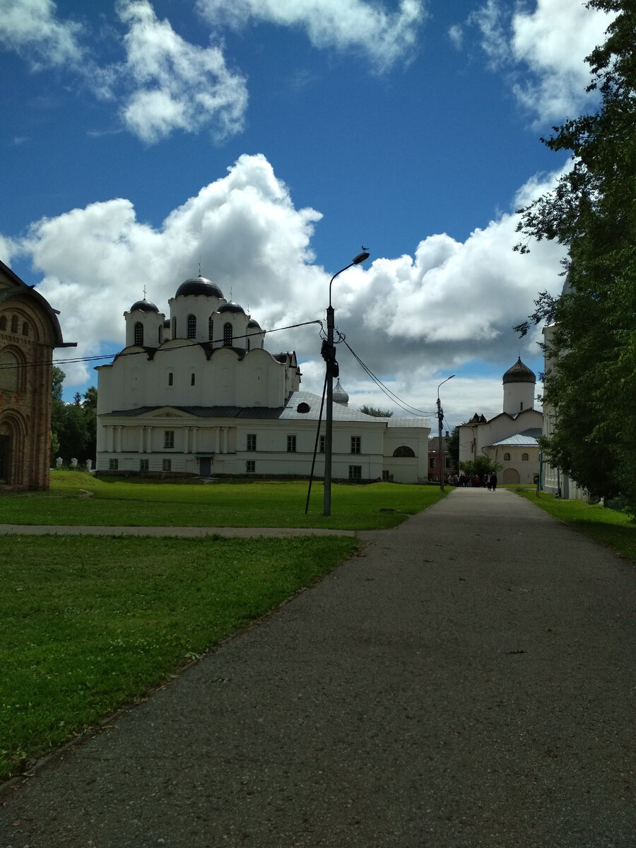 Церкви Великого Новгорода. Мое фото.