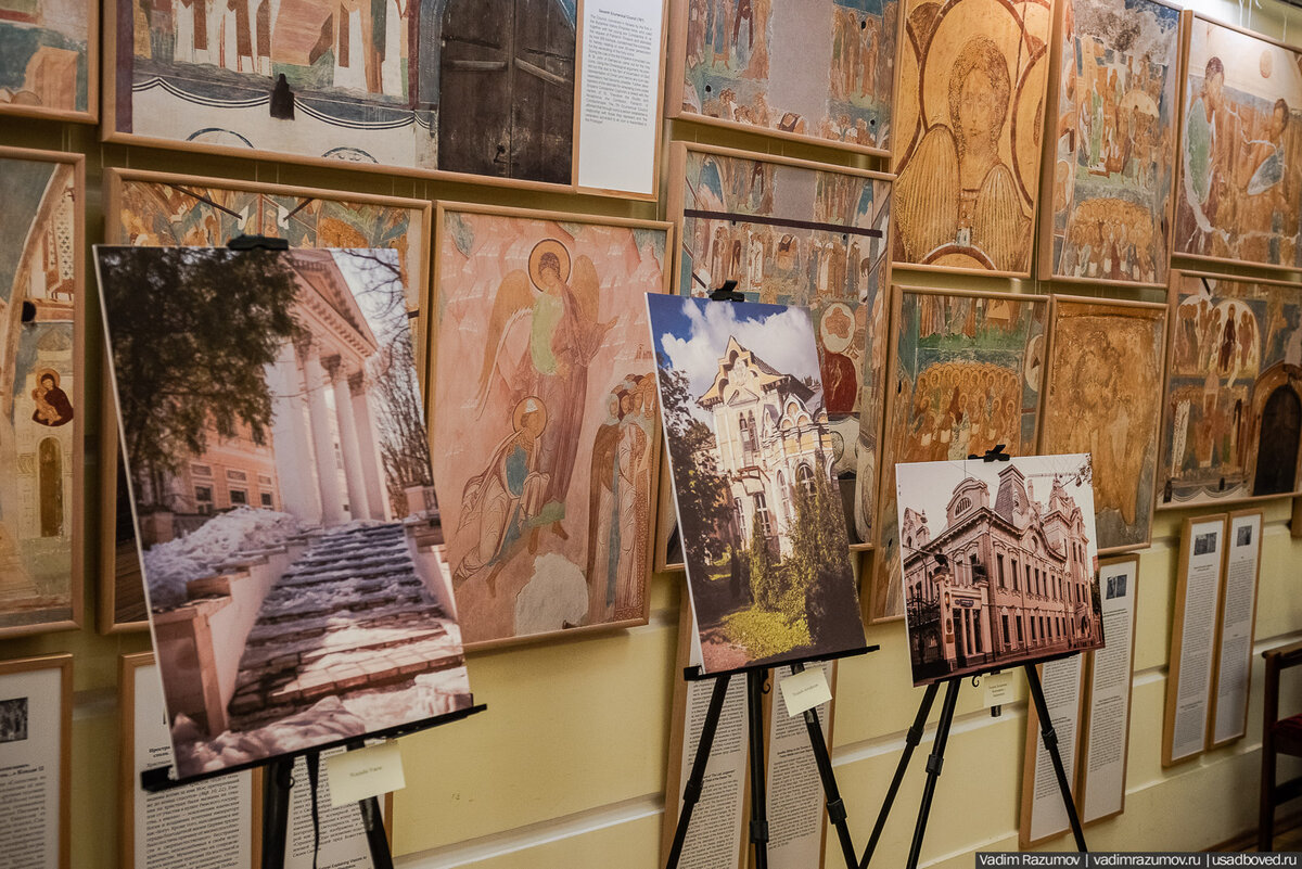 Выставки в усадьбах москвы. Выставки в усадьбах москвы. Выставки в усадьбах москвы. Современные художники участники в выставке в усадьбе архангельское. Особняк московского союза художников.