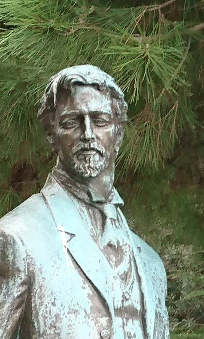 Антон Чехов или Дмитрий Гуров? Фотография из личного архива автора