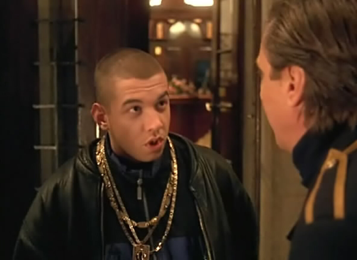 Кадр из фильма «Раны» (1998) 