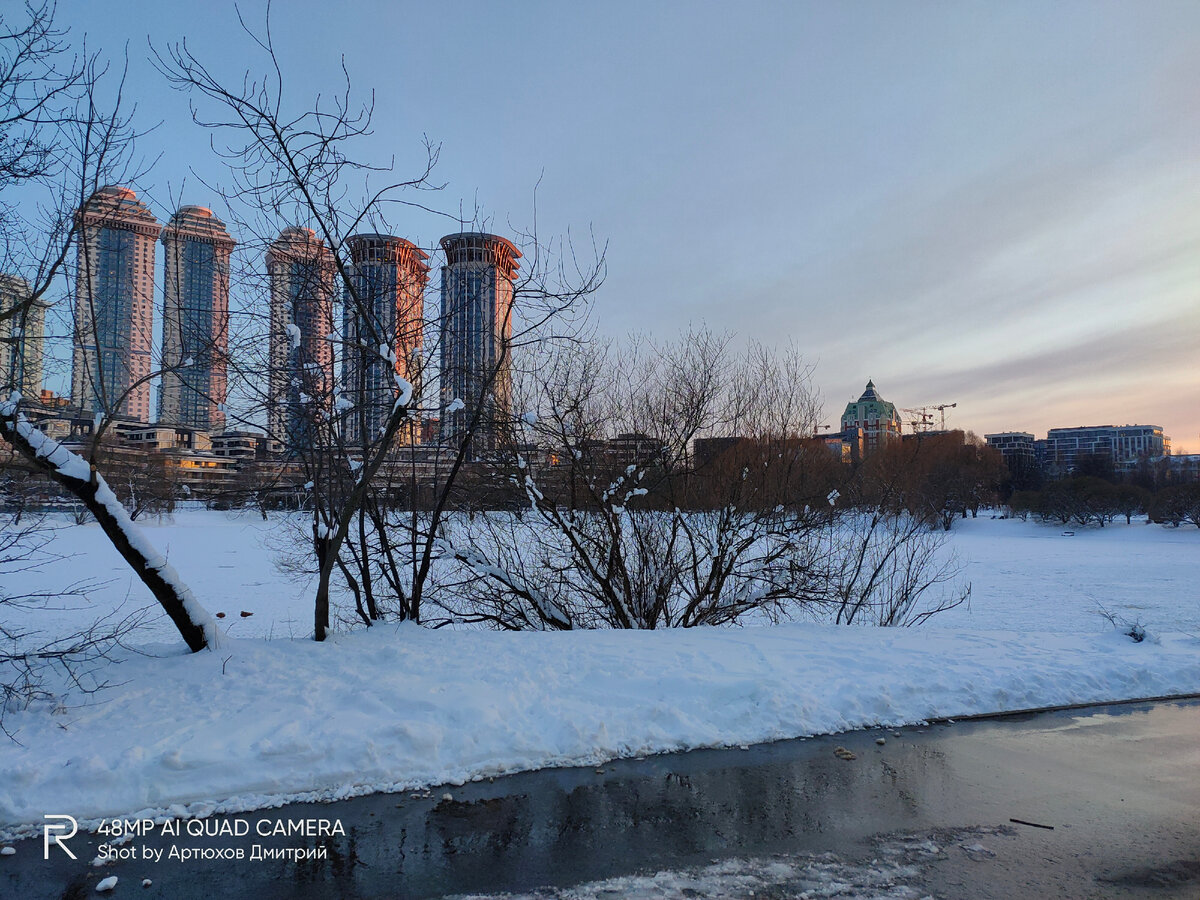 Гуляем по парку у Мосфильмовского пруда - 