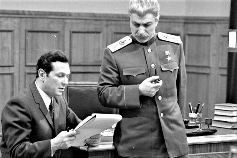 Кадр из х/ф "Семнадцать мгновений весны".