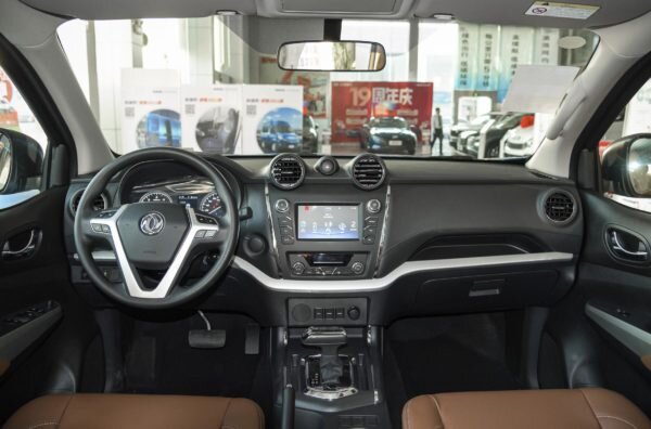 Салон dongfeng rich 6