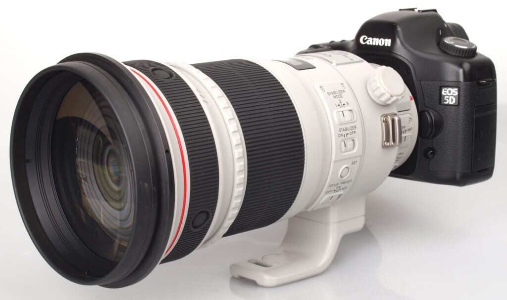    Объектив для зеркальных камер Canon EF 300mm F/2.8L IS II USM