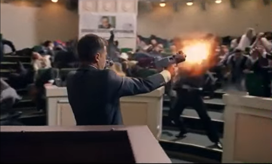 Актер Владимир Зеленский в роли президента Украины Василия Голобородько расстреливает народных депутатов Рады во втором сезоне телесериала "Слуга народа"