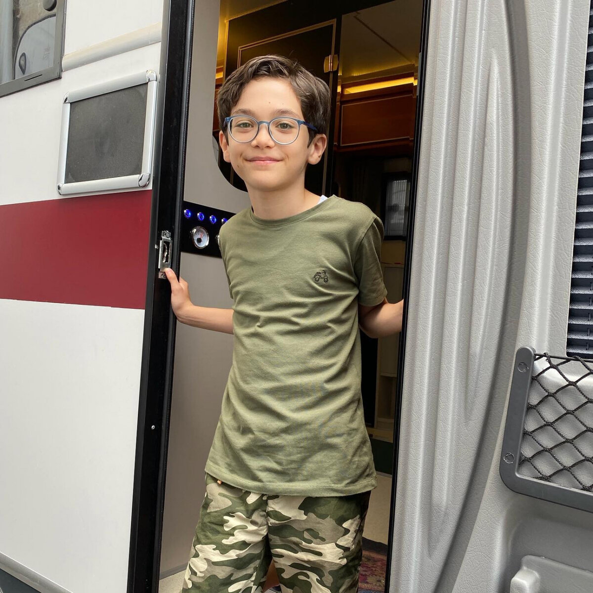 Кадры к 1 серии «Портной»