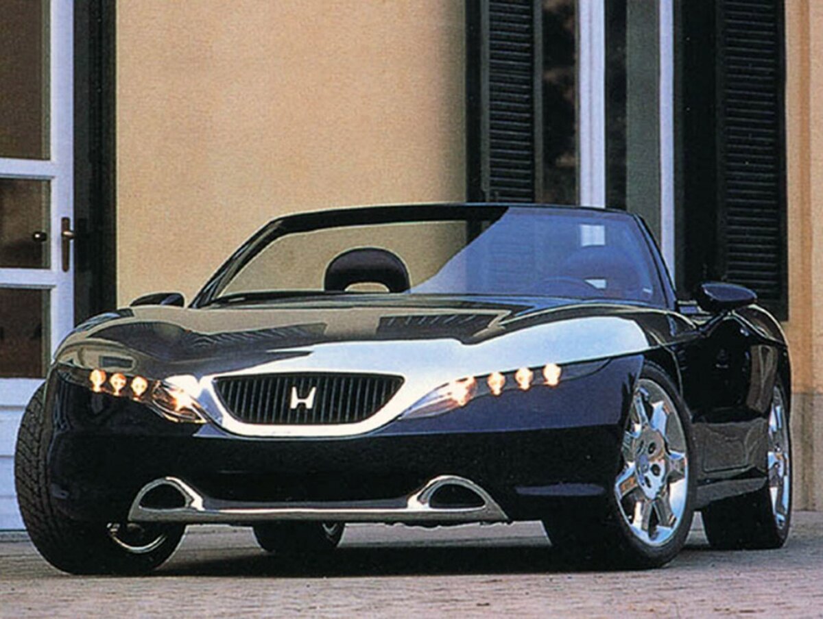 1. Honda Argento Vivo Pininfarina. Вид спереди.