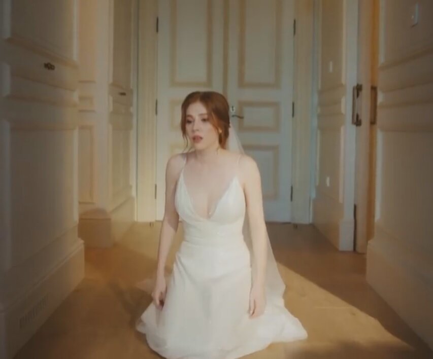 кадр из фрагмента к новому турецкому сериалу "В печали и в радости"