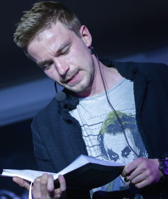 Александр Петров