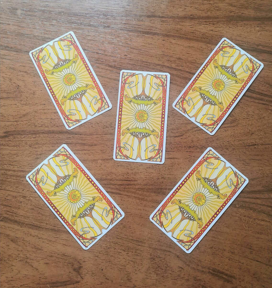 Фото автора, golden art nouveau tarot