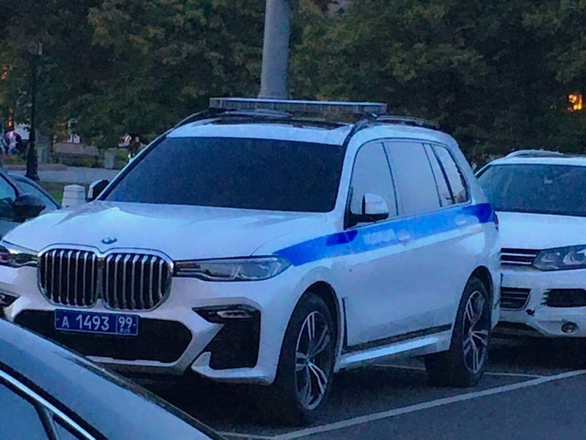 BMW X7