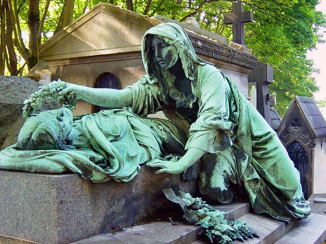 У каждого захоронения своя история (фото из открытых источников)