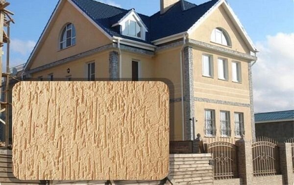 Готовый пример отделки штукатуркой "короед"