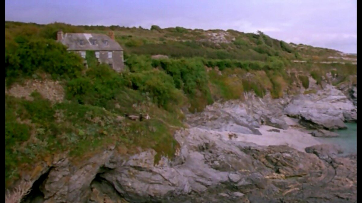 Кадры из фильма "Дамы в лиловом"