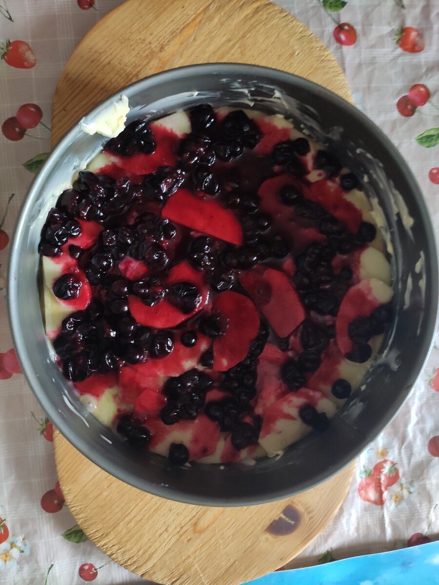 До заливки 2 слоя теста