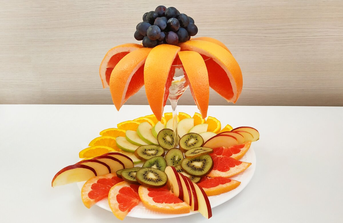 Коробочка для фруктов из одноразовой посуды