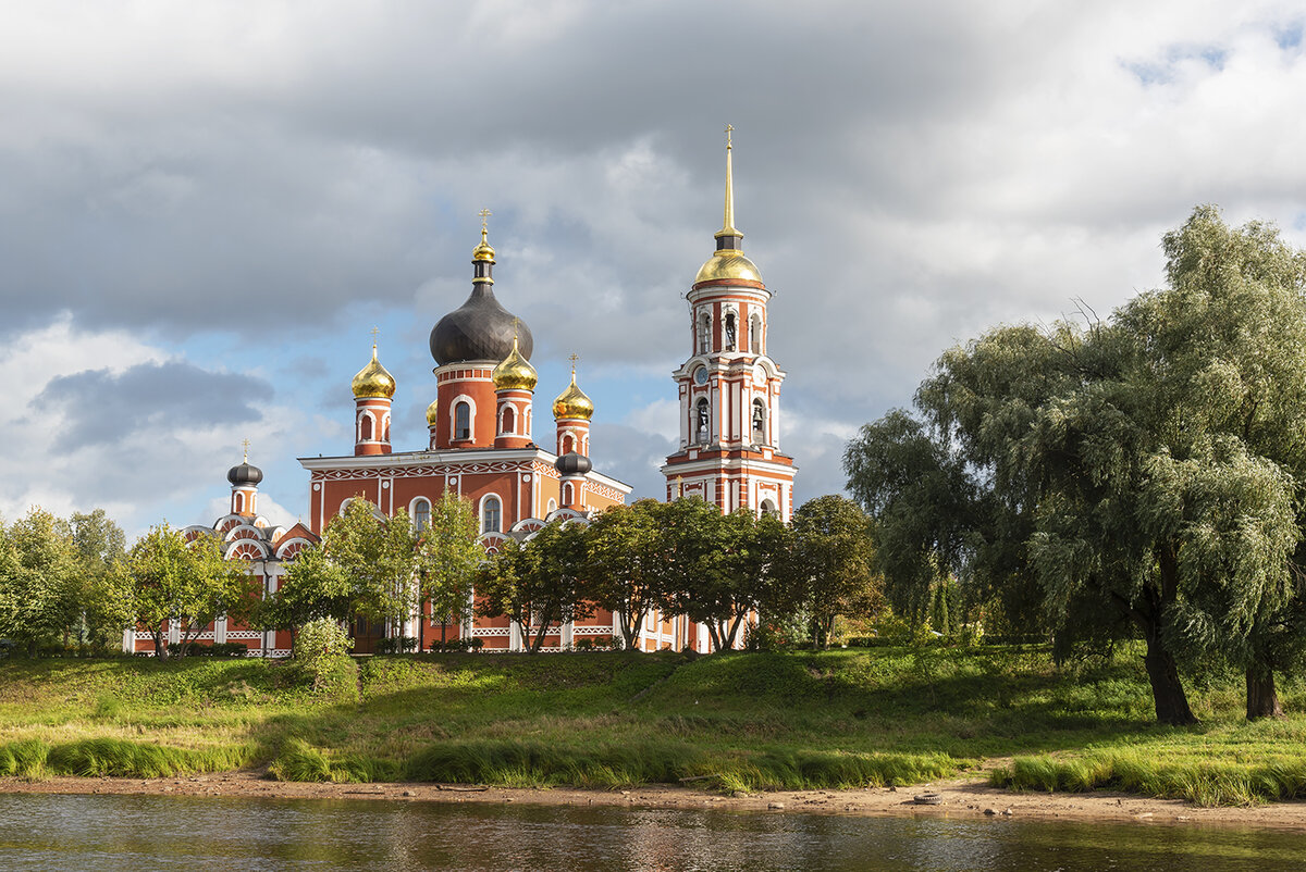 старая русса воскресенский собор