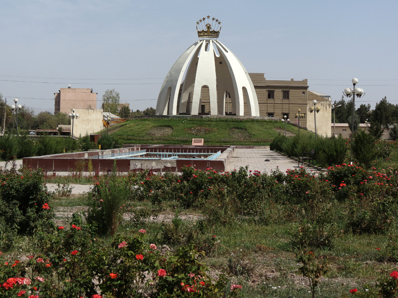 Таджикистан город Курган Тюбе. Бохтар (Курган-Тюбе). Хатлонская область Курган Тюбе.