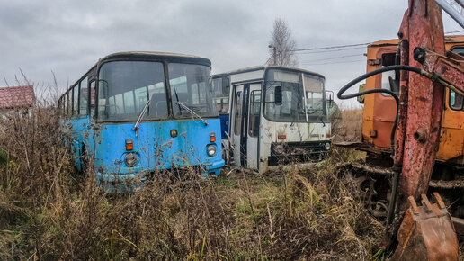 Нашёл на свалке с техникой старый автобус из моего детства 🚌👶👍