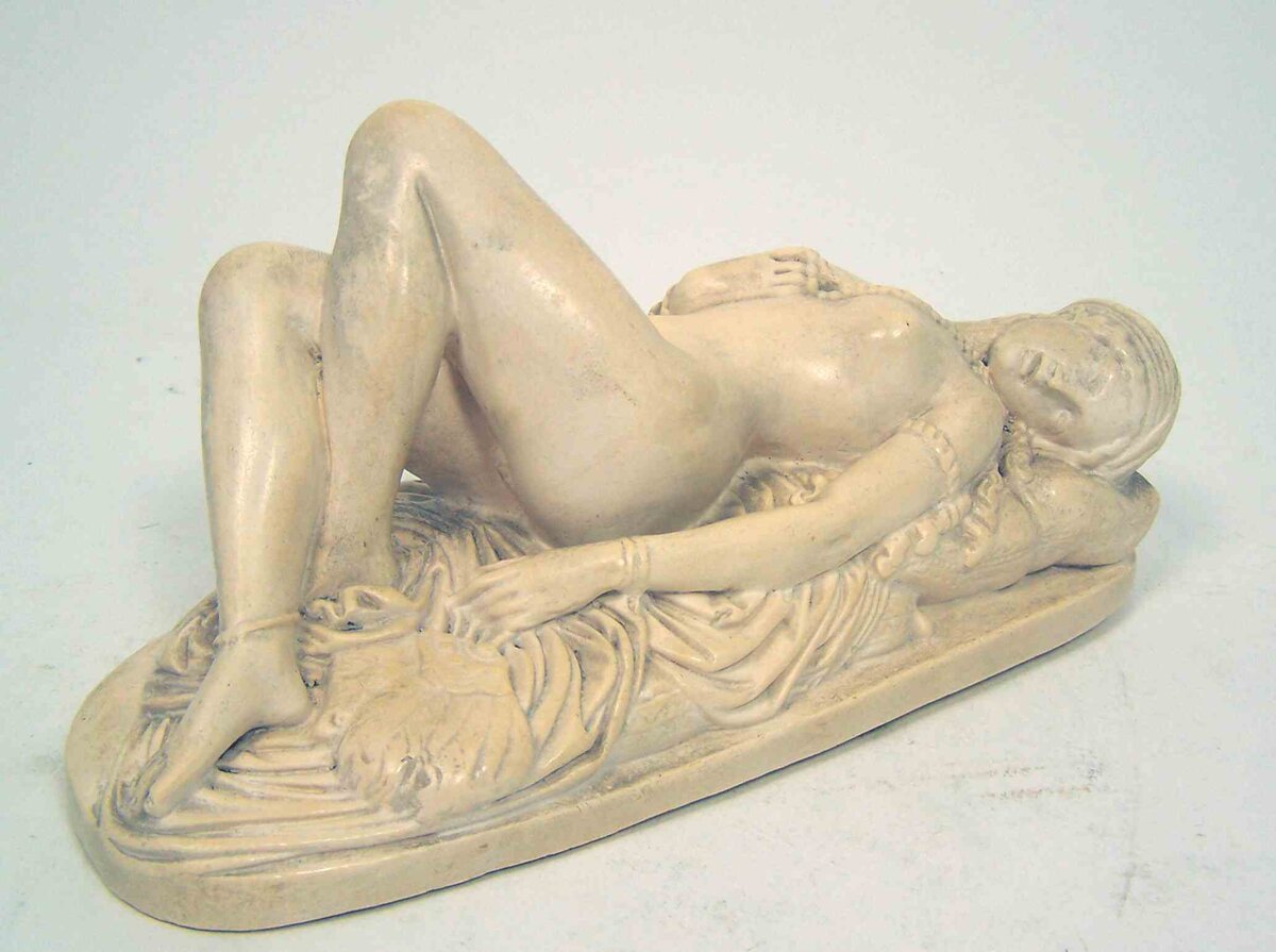 JAMES PRADIER. Odalisque. 23 cm / Lyon & Turnbull. Fine Antiques, 28th June 2007. Lot 522