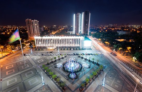 Театральная площадь 