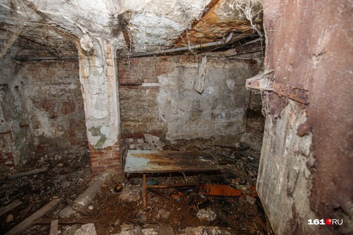 Вот так выглядит подвал изнутри