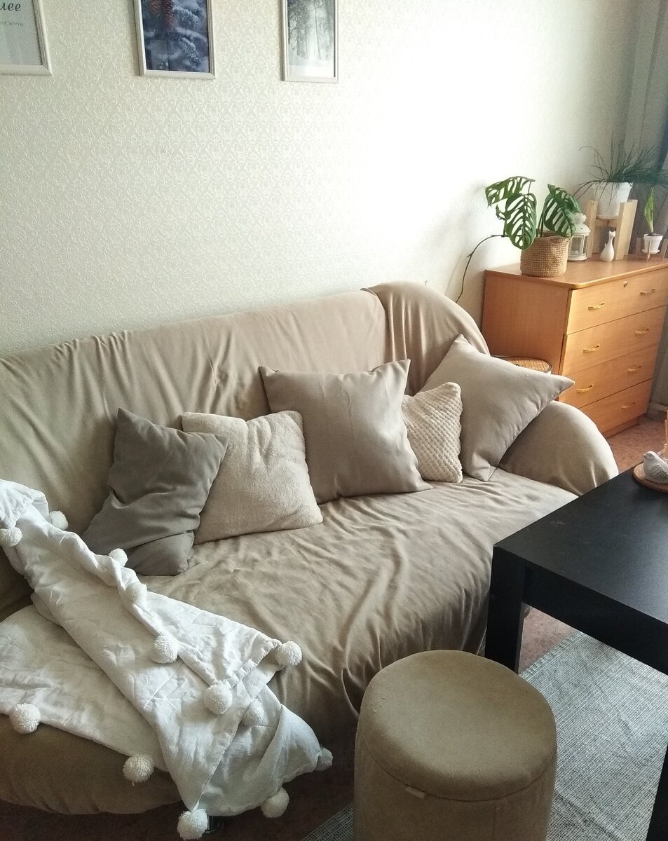 А тут видно пуф, о котором я писала ранее.