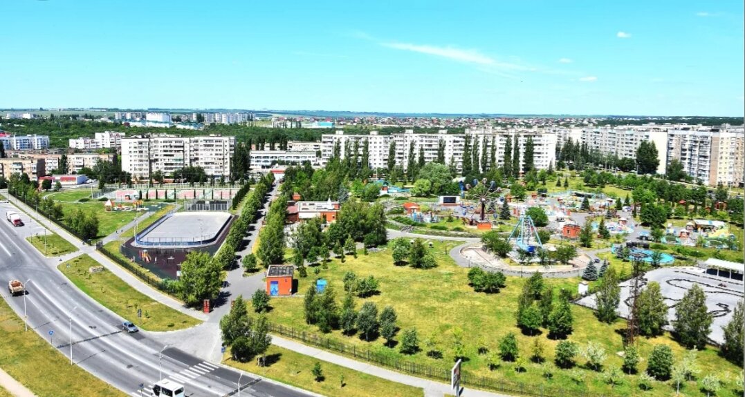 Во время ВОВ город был полностью разрушен.