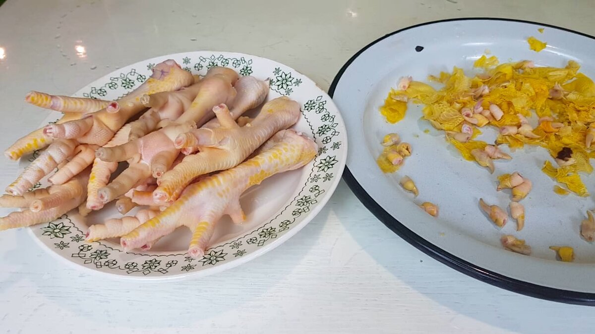 Как правильно приготовить куриные лапки, чтобы они были мягкими и с нежным мясом