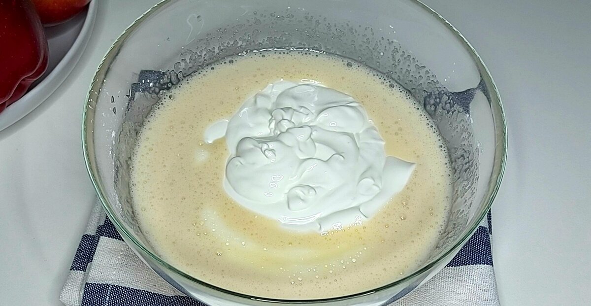 Яблоки со сметаной. Сметана яблоко. Яблоко и морковка. Аннона, гуанабана, гравиола. Сметана яблоко.