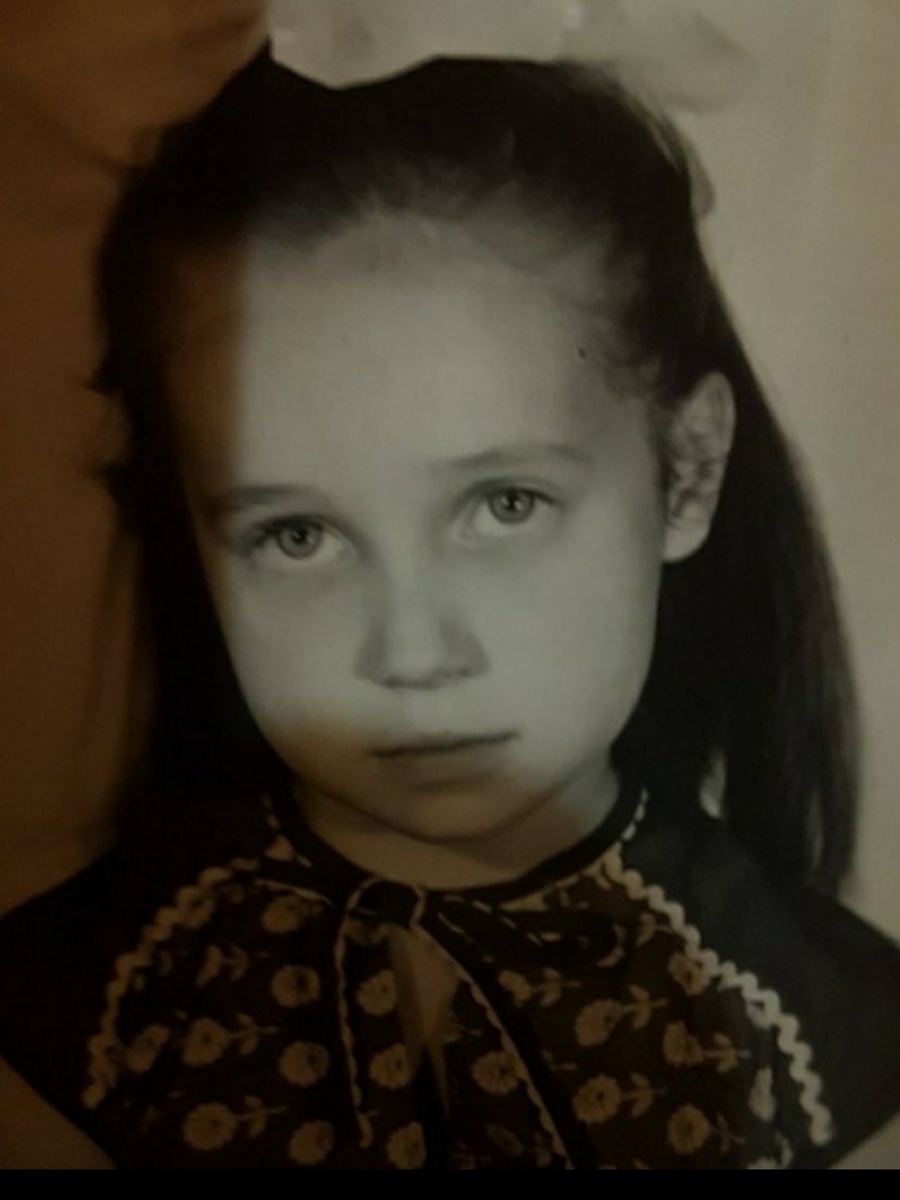 Но она, никогда не думала, что у нее получится, когда нибудь стать взрослой;) это слишком, сложно и почти не возможно)