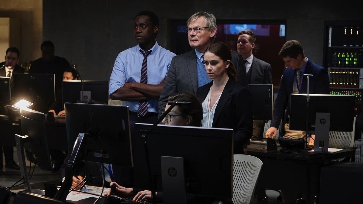 Кадр из сериала "Охотник", 2019-2021 г.