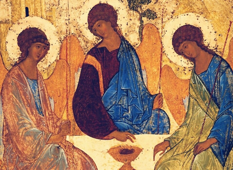  Икона Святой Троицы, написанная Андреем Рублёвым в XV веке, Является одной из самых прославленных русских икон.