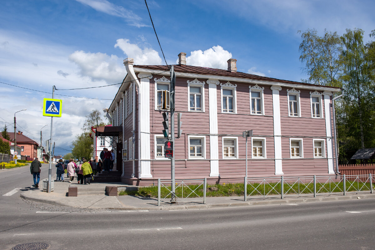 Вид на дом-музей Верещагиных с Университетской улицы