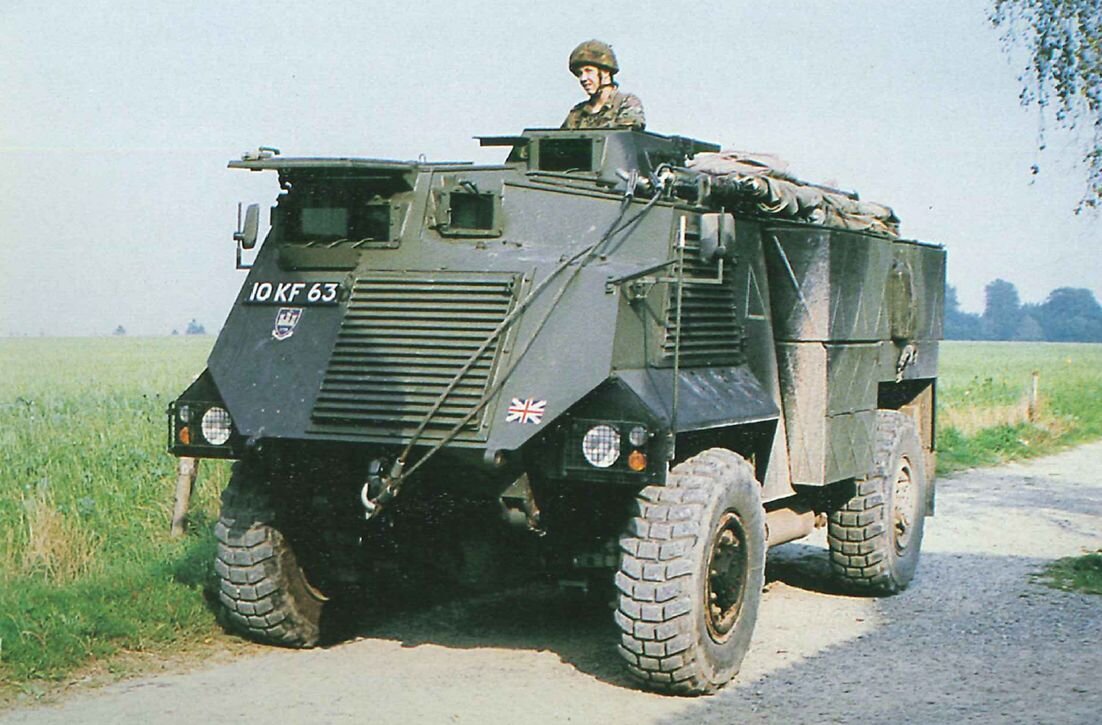 Бронетранспортёр АТ-105