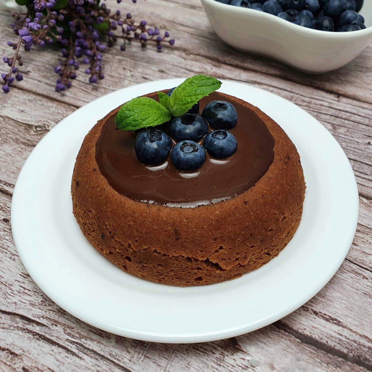 Шоколадный кекс в кружке за 5 минут рецепт – Британская кухня: Выпечка и десерты. «Еда»