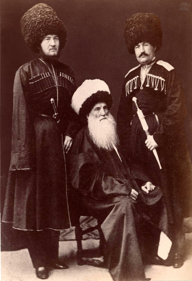 Шамиль с сыновьями. Источник: wikipedia.org
