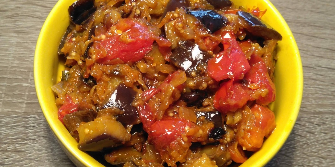 Продолжаю баклажановую тему! Сегодня – овощное рагу из баклажанов.