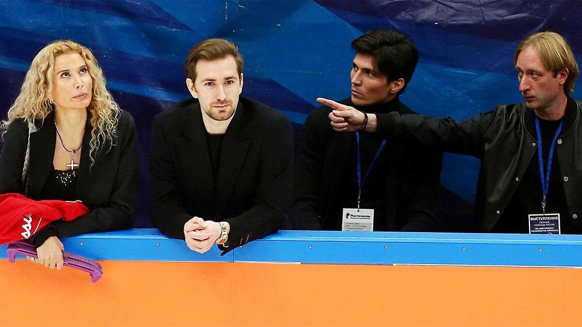 Фото SPORT24.  Новоявленный тренер резок не только в словах, но и в жестах