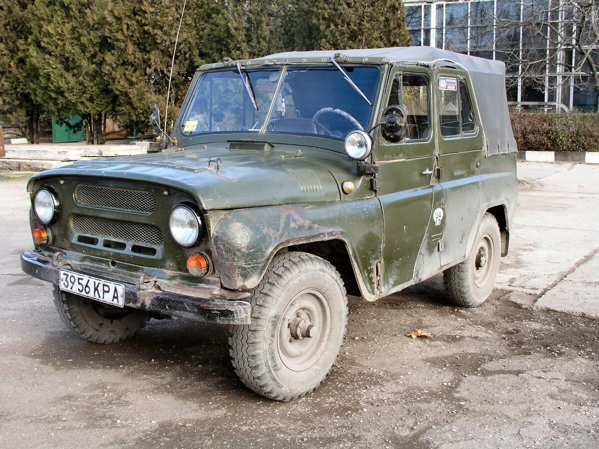 Козлик автомобиль автомобиль