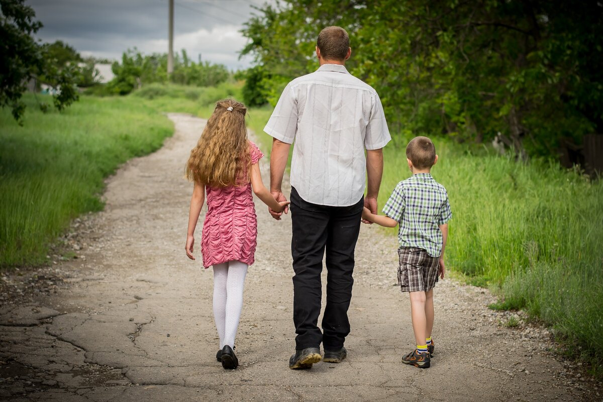 Становиться отцом - к браку.