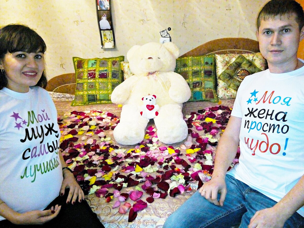 Здесь я на 7-м месяце беременности. 