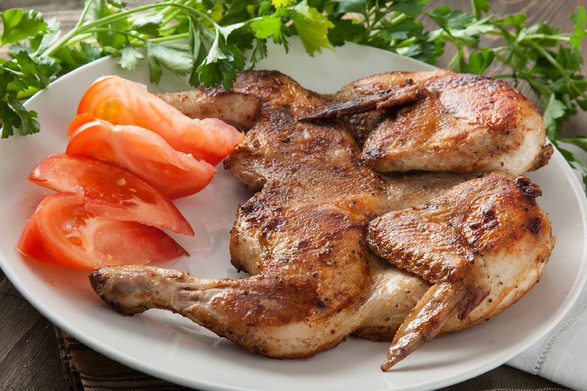 цыплята табака российская. цыплята табака российская. цыплёнок тапака цыплёнок. цыпленок табака тушка, охл , вес (за 1кг) россия. троекурово цыпленок табака.